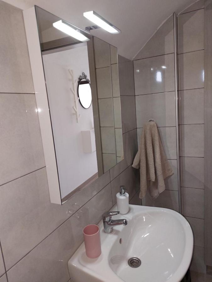 Apartman Biba Lubenice Extérieur photo